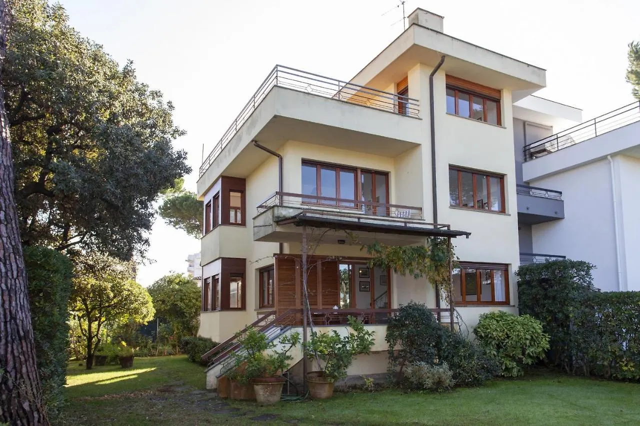 Monticello Villa Marina di Pietrasanta